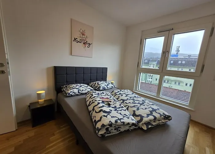 Central Innsbruck Apartment